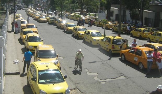 En opinión de los gerentes de empresas consultados, la ciudad de Popayán no está preparada para el servicio de taxis de lujo. / Archivo –El Nuevo Liberal 