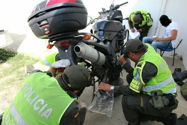La Policía Metropolitana de Popayán capturó en flagrancia a motociclista que transportaba base de coca.